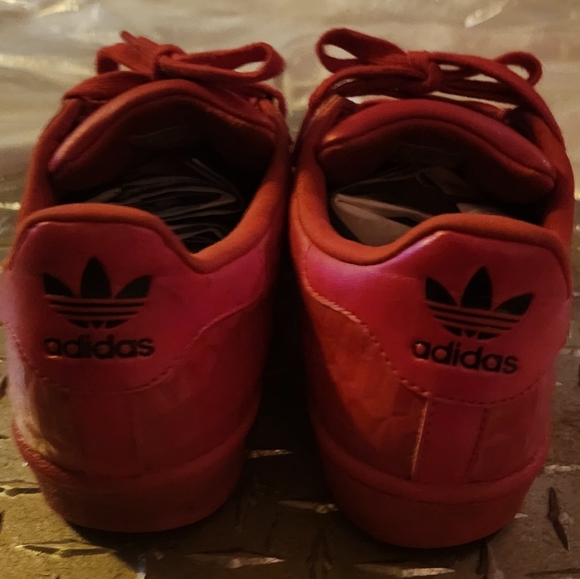 Adidas ORIGINAL SUPERSTAR TRIPLE RED - Picture 2 of 7